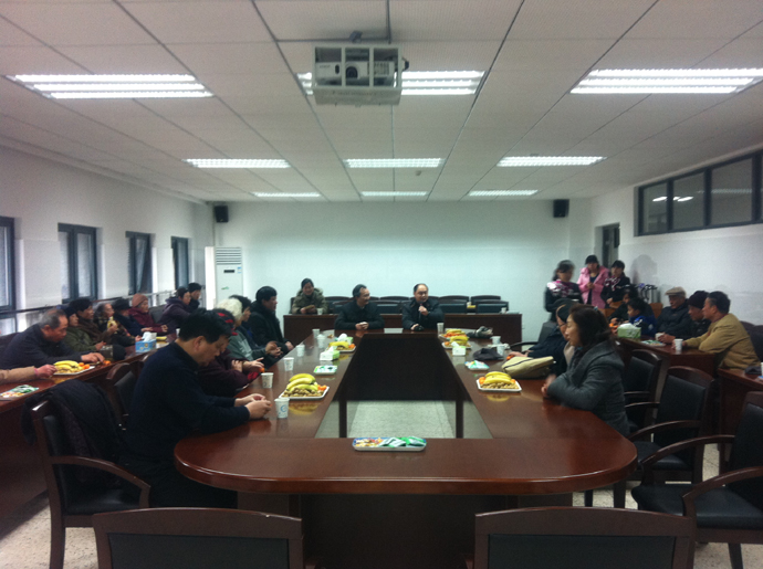 公司退休老领导、老教师参观食品科学与工程楼