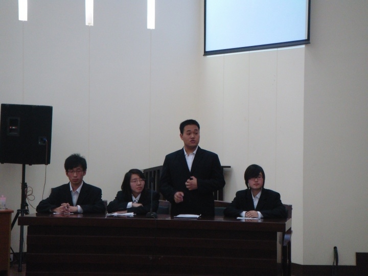 公司参加“模拟两会”荣获第三